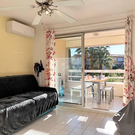 Lv100-017 4 Couchages